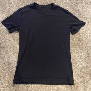 Lululemon v neck t shirt